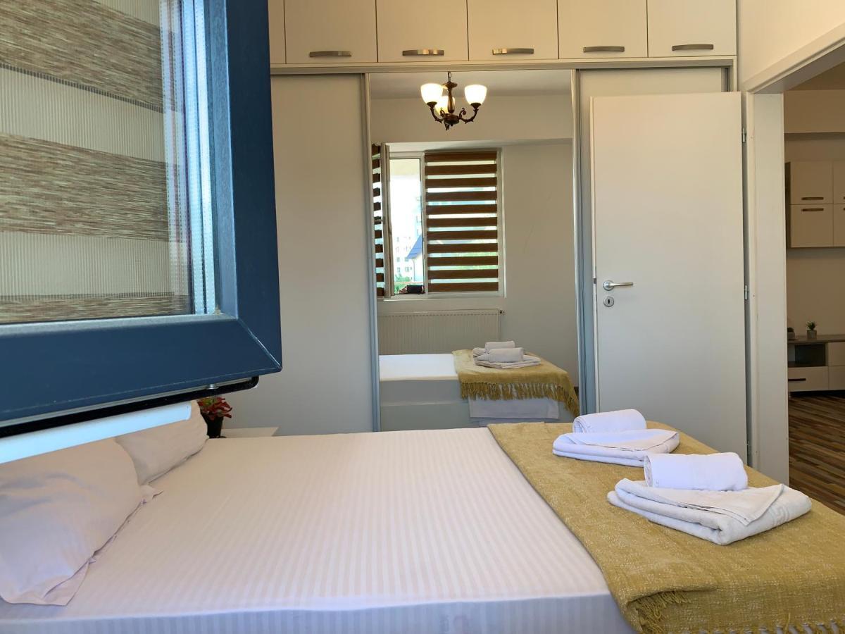 Studios & Apartments Palas By Glam Apartments Яш Екстериор снимка