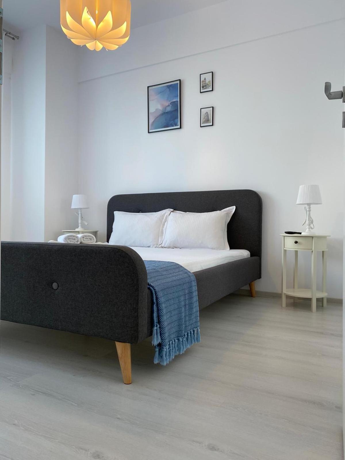 Studios & Apartments Palas By Glam Apartments Яш Екстериор снимка