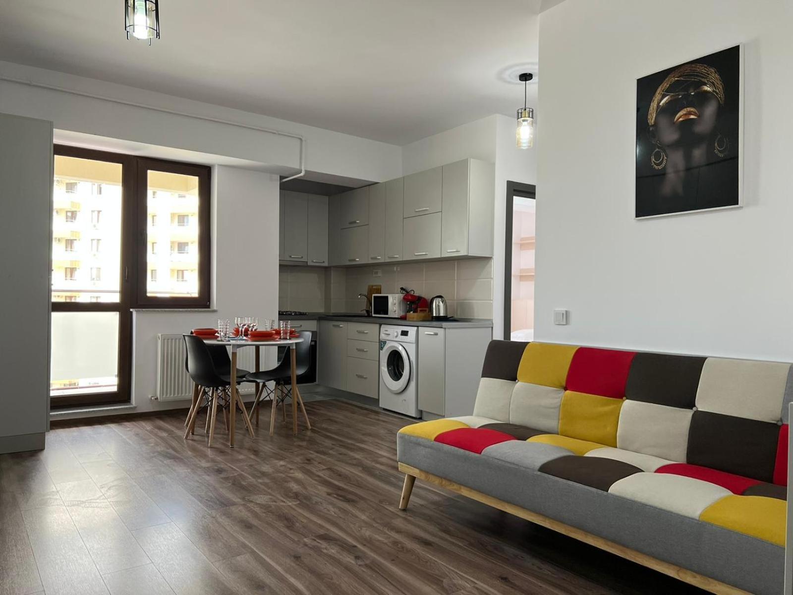 Studios & Apartments Palas By Glam Apartments Яш Екстериор снимка