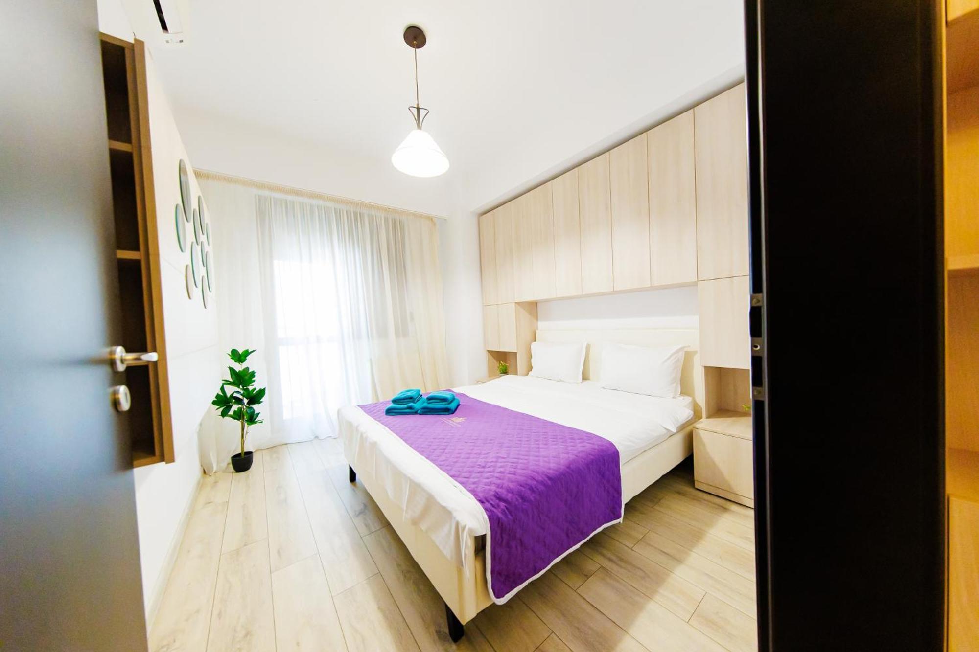 Studios & Apartments Palas By Glam Apartments Яш Екстериор снимка